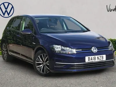 Used VW Golf VII SE 128 HP (94 kW) 2018 Blue Hatchback
