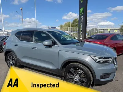 Usado Volvo XC40 Inscription 190 CV (139 kW) 2019 Gris SUV