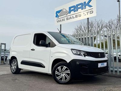 Used Peugeot Partner Premium 2023 White MPV