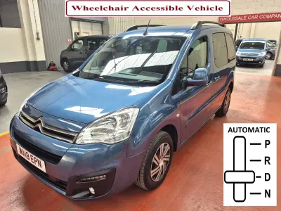 Used Citroën Berlingo Flair 99 HP (72 kW) 2018 Blue MPV