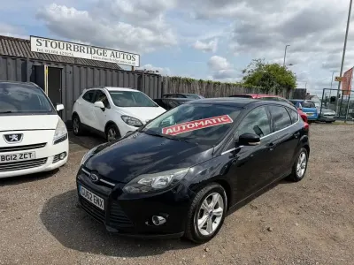 Used Ford Focus Zetec 125 HP (91 kW) 2012 Black Hatchback