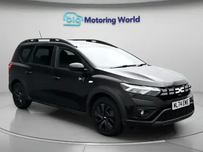 Used Dacia Jogger Expression 141 HP (103 kW) 2024 Black MPV