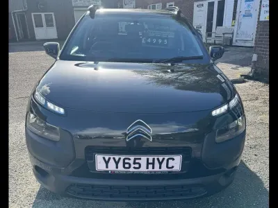 Used Citroën C4 Cactus Feel 100 HP (73 kW) 2015 Black Hatchback