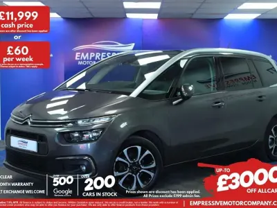 Usado Citroën Grand C4 Picasso Flair 130 HP (95 kW) 2019 Cinzento Monovolume