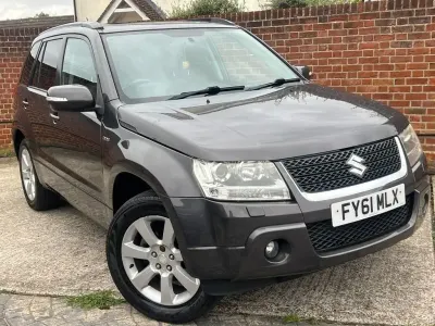 Używany Suzuki Grand Vitara SZ5 129 KM (94 kW) 2011 Szary SUV