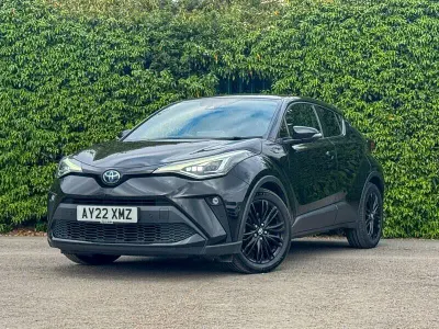 Używany Toyota C-HR 184 KM (135 kW) 2022 Czarny SUV