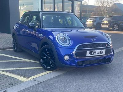 Used Mini Cooper S Classic 189 HP (139 kW) 2019 Blue Hatchback