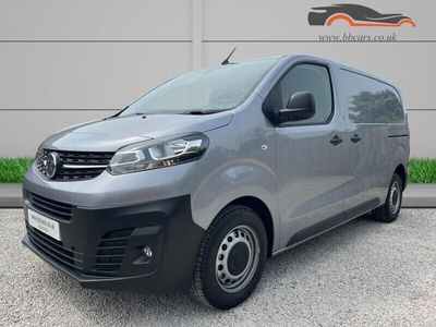 used Vauxhall Vivaro 2900 1.5d 100PS Dynamic H1 Van