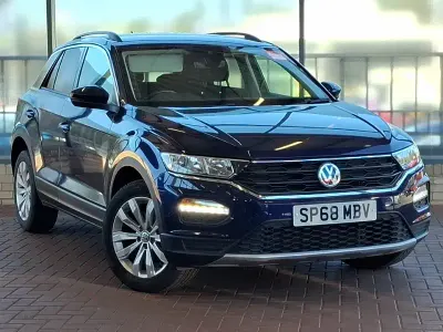 Usado VW T-Roc SE 150 HP (110 kW) 2018 Azul SUV