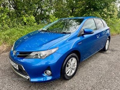 Toyota Auris Hybrid