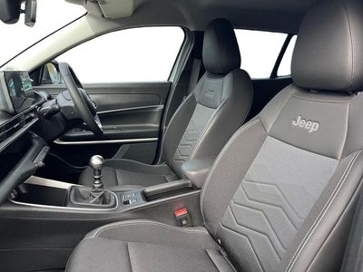 Used Jeep Avenger Altitude 100 HP (73 kW) 2024 Grey SUV