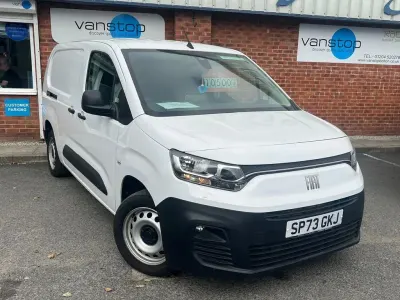 Used Fiat Doblò S 2023 White MPV
