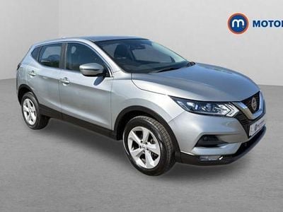 Używany Nissan Qashqai Acenta Premium 140 KM (102 kW) 2020 Srebrny SUV