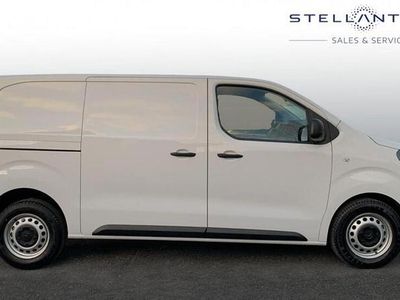 White Used 2024 Citroën Dispatch MPV | £19,495 (Fair price)
