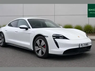Used Porsche Taycan 419 kW (571 HP) 2021 White Sedan