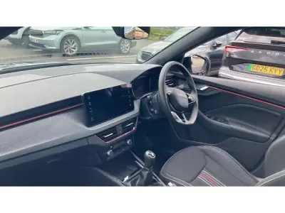 Begagnad Skoda Kamiq Monte Carlo 150 HK (110 kW) 2025 Grå SUV