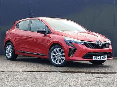 Used Renault Clio V Evolution 90 HP (66 kW) 2024 Red Hatchback