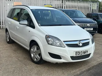 Second-hand Vauxhall Zafira 115 CP (84 kW) 2013 Alb Monovolum
