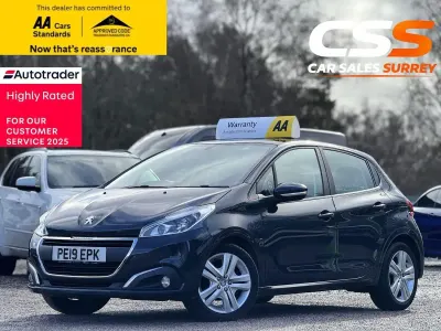 Käytetty Peugeot 208 Active 2019 Harmaa Viistoperä