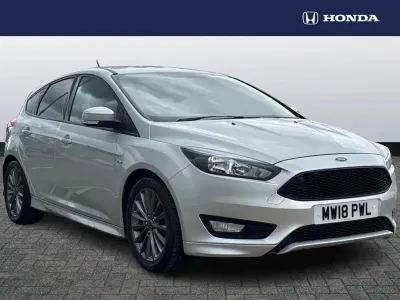 Used Ford Focus ST-Line 138 HP (101 kW) 2018 Silver Hatchback