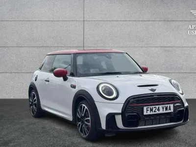 Used Mini John Cooper Works Hatch 228 HP (167 kW) 2024 White Hatchback