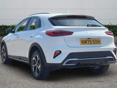 Used Kia XCeed 2025 White SUV