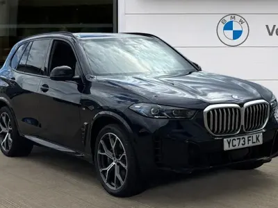 Käytetty BMW X5 M Sport 489 HP (359 kW) 2026 Katumaasturi