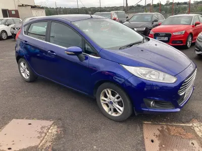 Used Ford Fiesta Zetec 2015 Blue Hatchback