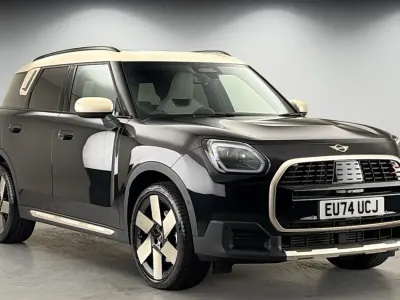 Usado Mini Countryman Exclusive 218 CV (160 kW) 2024 Negro SUV