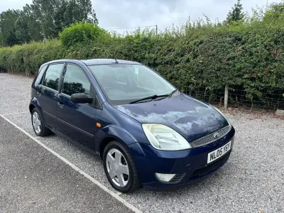 Used Ford Fiesta Zetec 79 HP (58 kW) 2005 Blue Hatchback