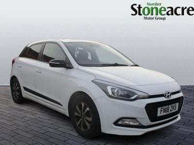 Used Hyundai i20 GO! 84 HP (61 kW) 2018 White Hatchback