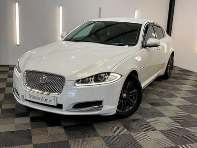 Used Jaguar XF Luxury 200 HP (147 kW) 2014 White Sedan