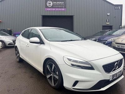 Used Volvo V40 R-Design 120 HP (88 kW) 2016 White Hatchback
