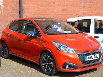 Used Peugeot 208 Allure Premium 82 HP (60 kW) 2018 Orange Hatchback