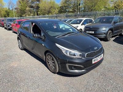 Używany Kia Ceed 134 KM (98 kW) 2017 Czarny Hatchback