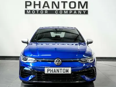 Begagnad VW Golf VII R 320 HK (235 kW) 2021 Blå Halvkombi