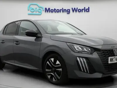Used Peugeot 208 Allure 101 HP (74 kW) 2024 Grey Hatchback
