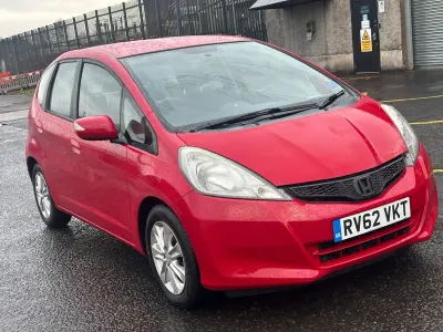 Used Honda Jazz ES 99 HP (72 kW) 2012 Red Hatchback