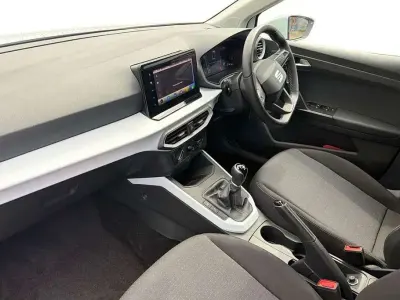 Used Seat Arona SE Technology 94 HP (69 kW) 2024 White SUV