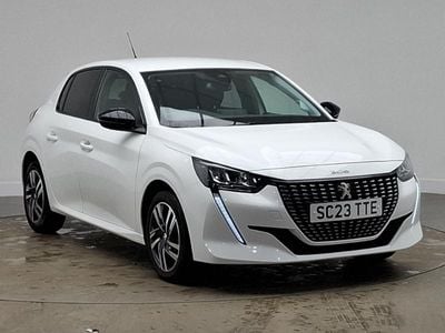 Used Peugeot 208 Allure+ 100 HP (73 kW) 2023 White Hatchback