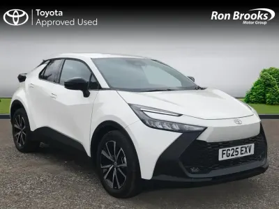 Used Toyota C-HR Design 140 HP (102 kW) 2025 White SUV