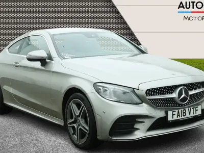 Używany Mercedes C200 AMG Line Premium 184 KM (135 kW) 2018 Srebrny Coupe