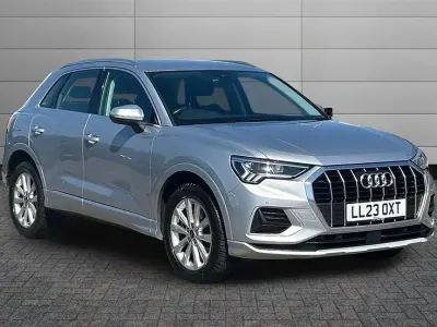 Używany Audi Q3 Sport 150 KM (110 kW) 2023 Srebrny SUV