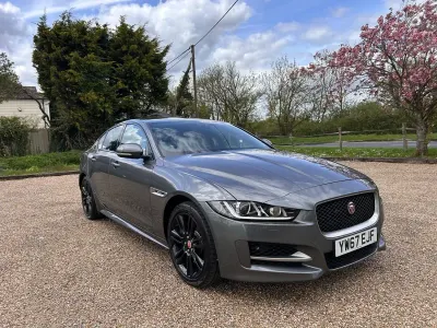 Gebraucht Jaguar XE R-Sport 2017 Grau Limousine