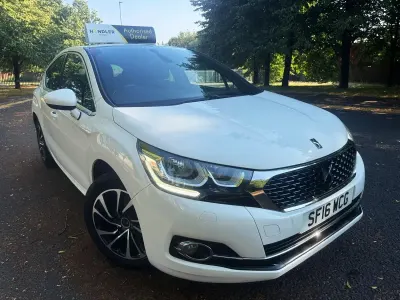 Used DS Automobiles DS4 Elegance 120 HP (88 kW) 2016 White Hatchback