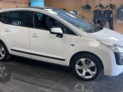 Used Peugeot 3008 Active 2014 White Estate