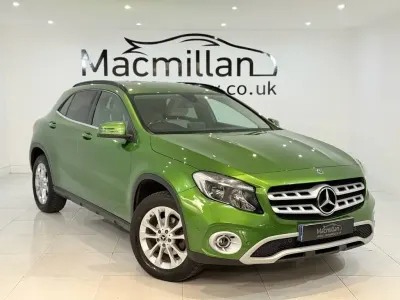 Begagnad Mercedes GLA200 Executive 156 HK (114 kW) 2018 Grön SUV