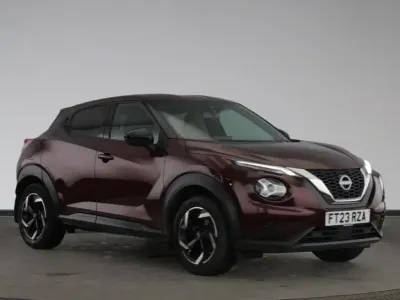 Used Nissan Juke N-Connecta 114 HP (83 kW) 2023 Red SUV