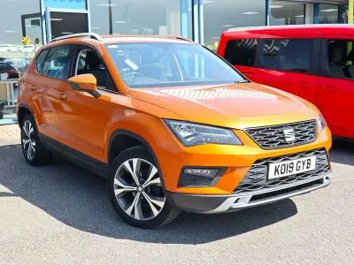 Begagnad Seat Ateca SE Technology 150 HK (110 kW) 2019 Orange SUV