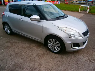Używany Suzuki Swift SZ4 2015 Srebrny Hatchback
